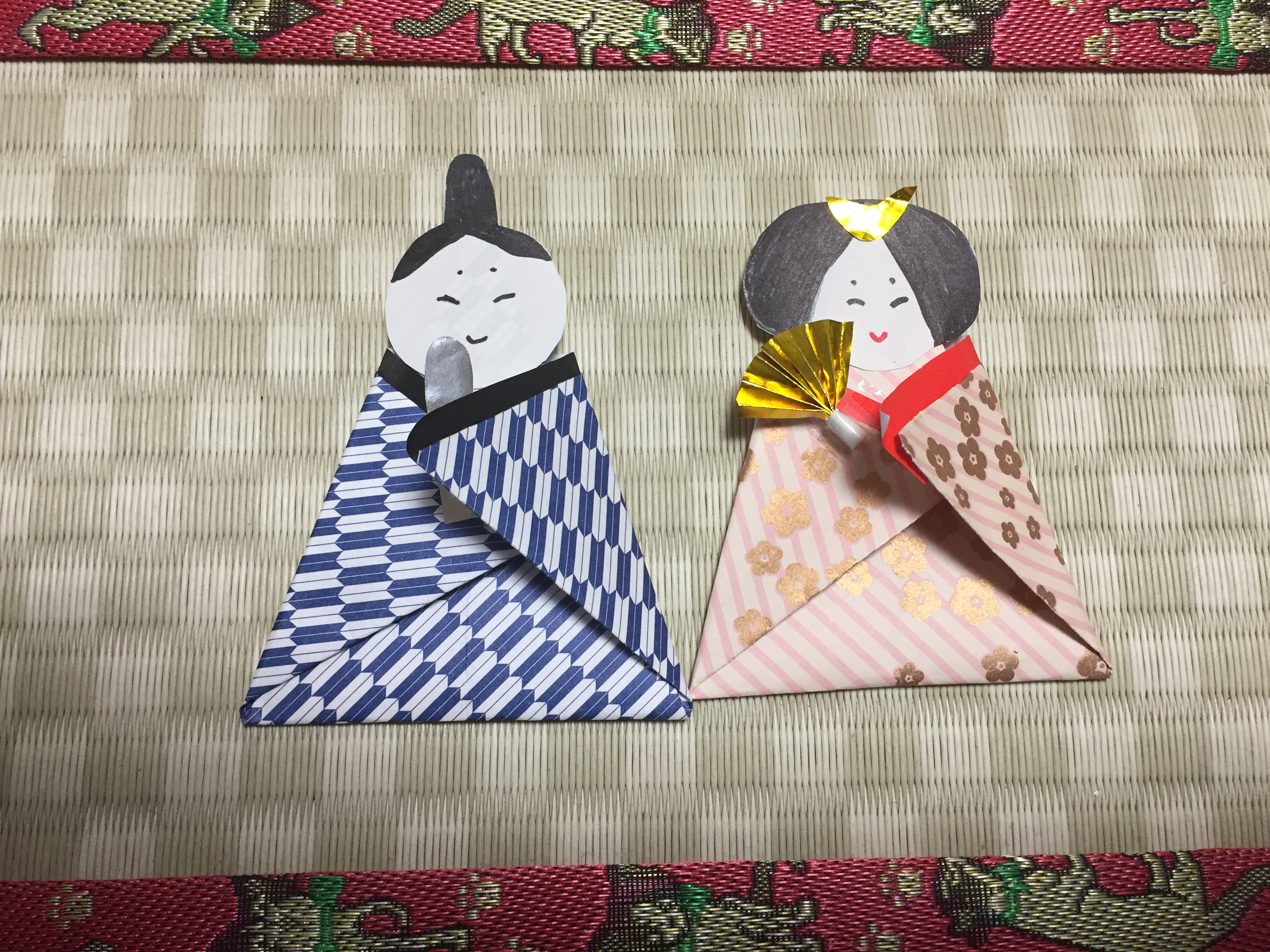 つるし雛折り紙の作り方 簡単なお雛様の折り方や糸の通し方など Amataniya